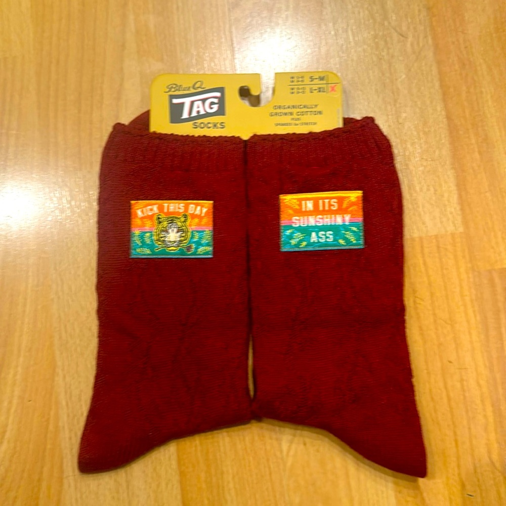 NWT Blue Q Tag Socks